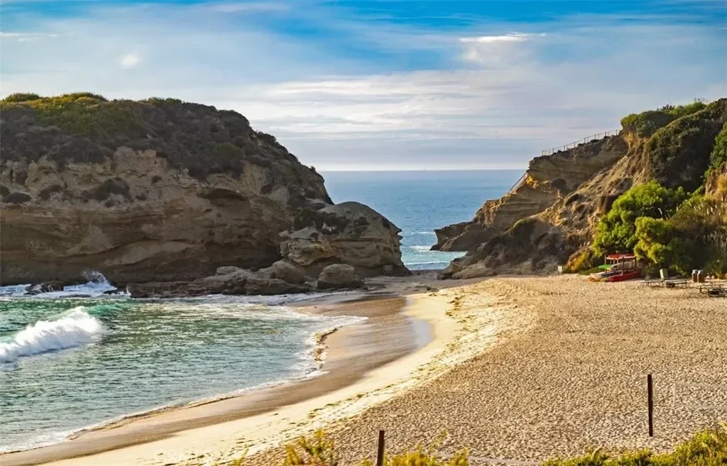 25 Bay, Laguna Beach, California, United States. - Photo 3