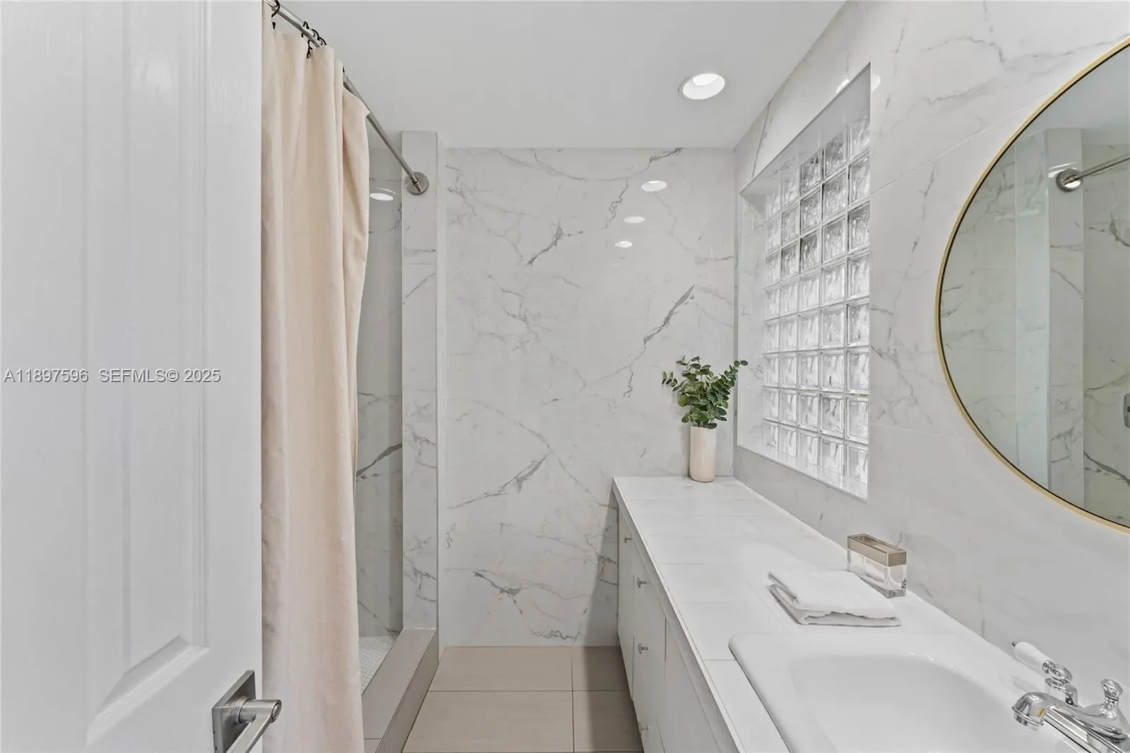 1809 Coral Gardens Dr, Fort Lauderdale, Florida, United States. - Photo 25