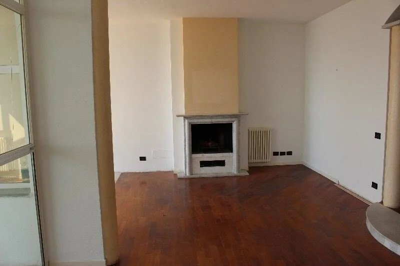 Gallery photo 3