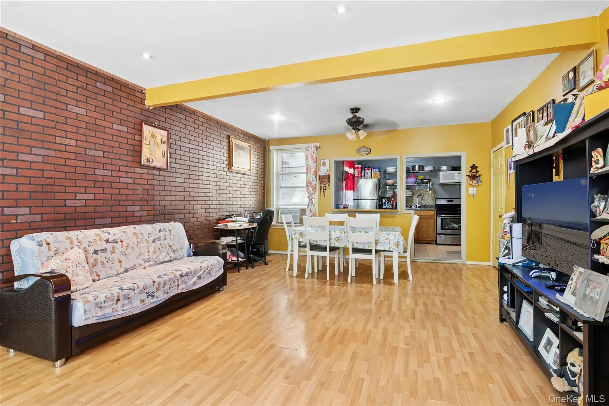 Gallery photo 1