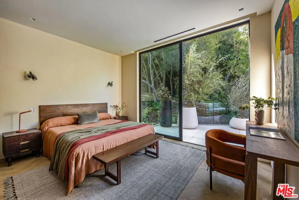2535 Hutton Drive, Beverly Hills, California, United States. - Photo 25