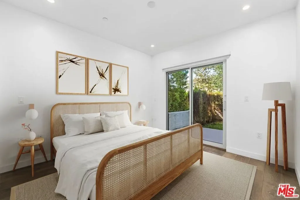 1433 14th Street 1, Santa Monica, California, United States. - Photo 11