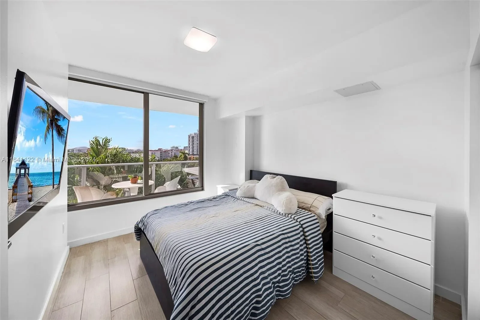 1600 SW 1st Ave 614, Miami, Florida, United States. - Photo 34
