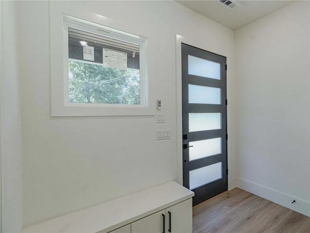 Gallery photo 12