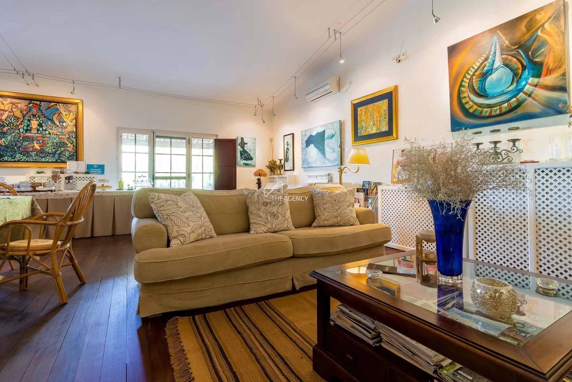 Gallery photo 11