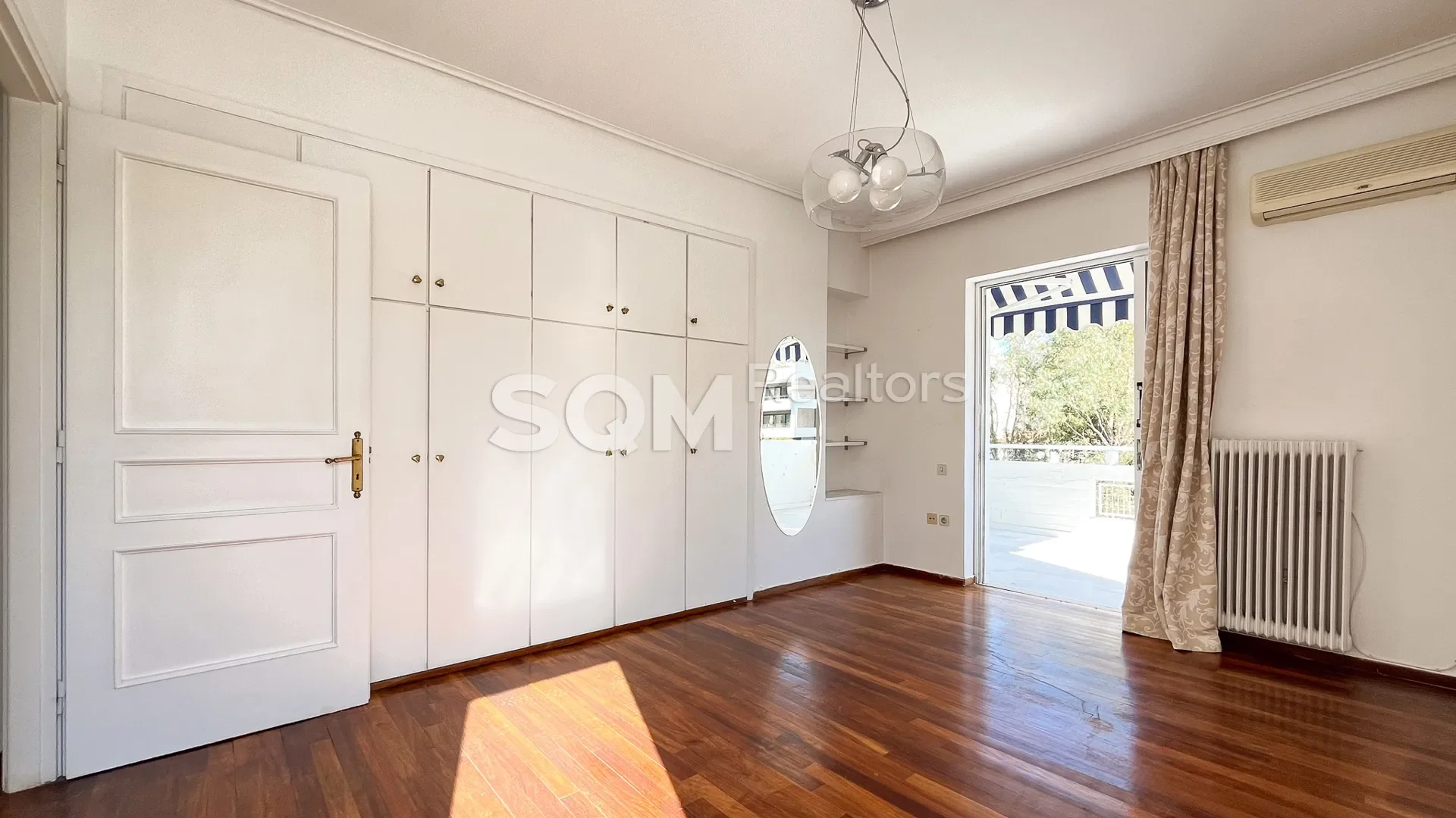 Gallery photo 5
