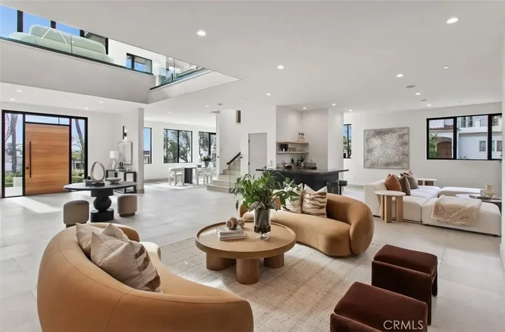 1210 Kings Rd, Newport Beach, California, United States. - Photo 30