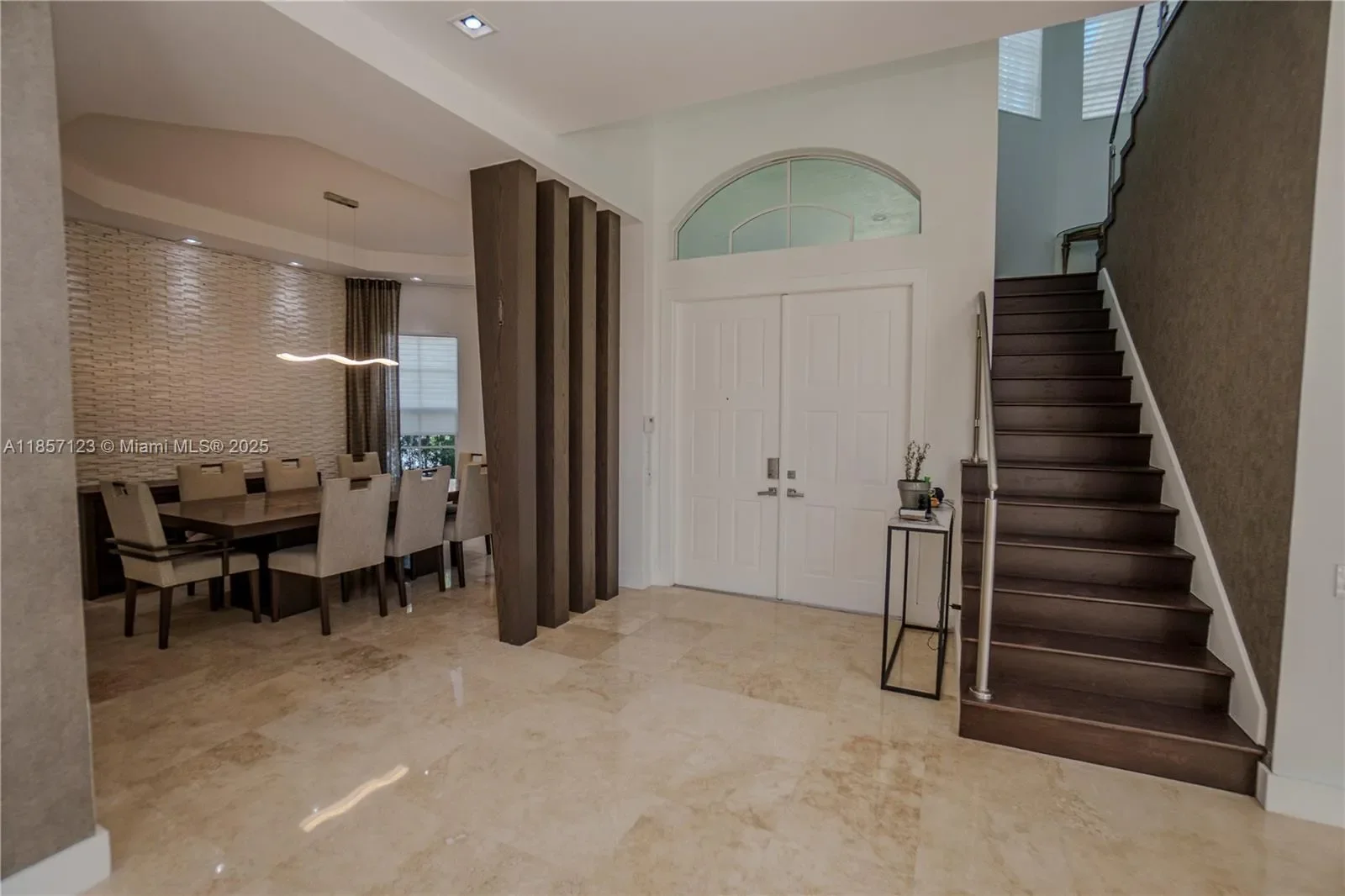 822 Meridian Ln, Hollywood, Florida, United States. - Photo 10