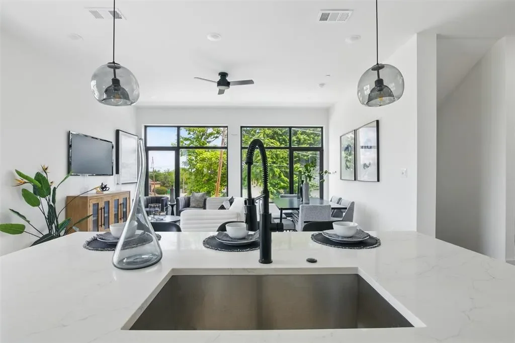 Gallery photo 11