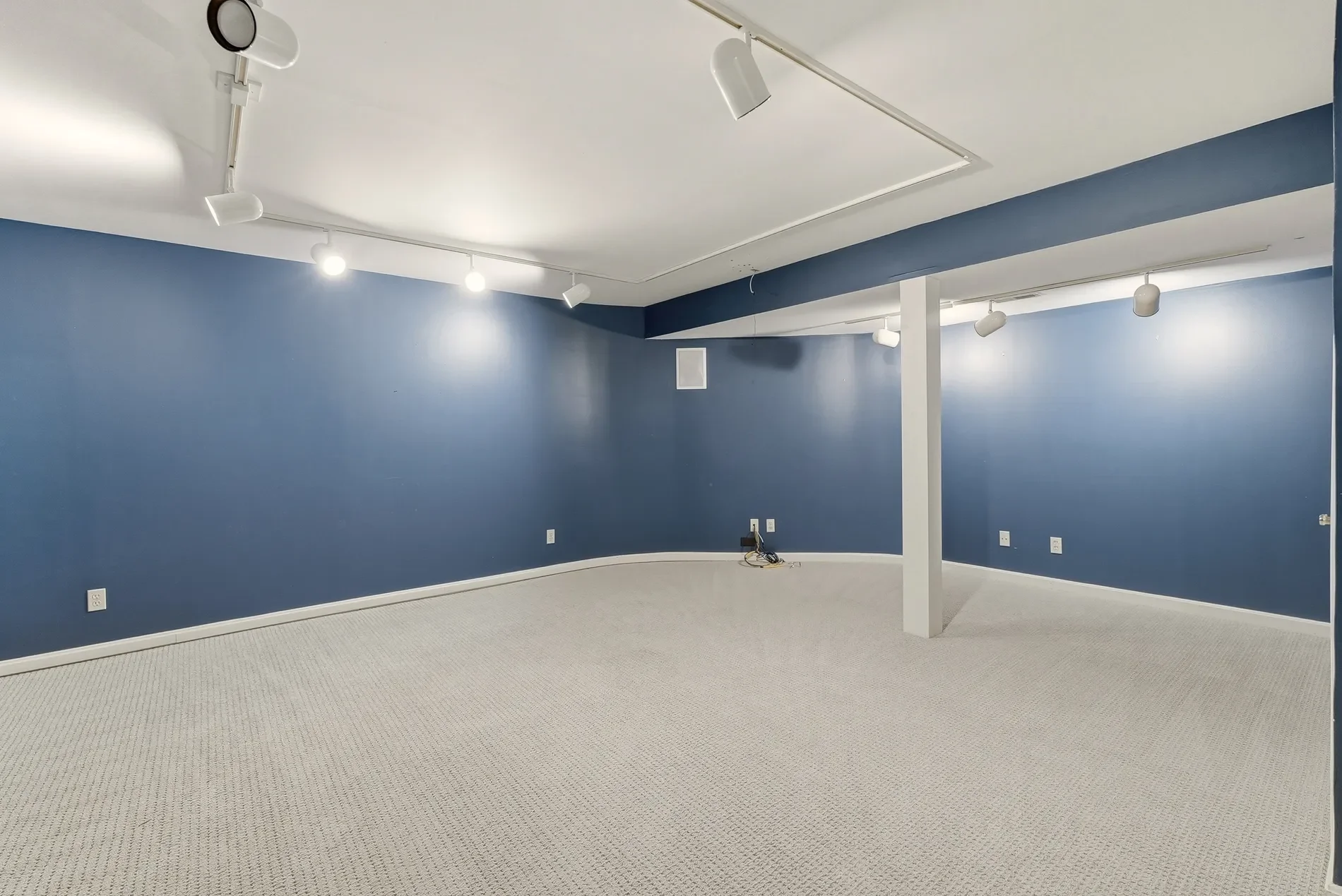 3215 Overlook Cir , Goshen, KY 40026, Goshen, Kentucky, United States. - Photo 38