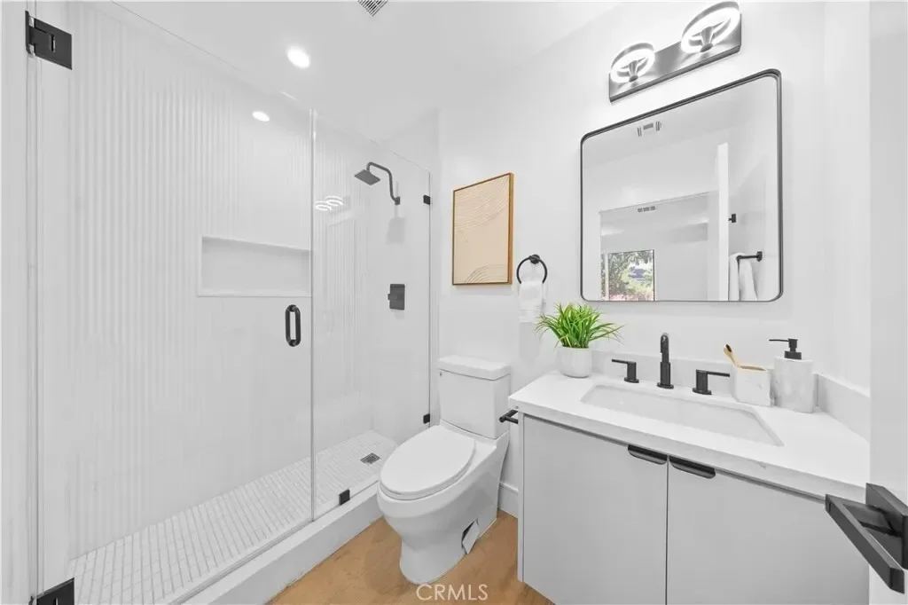 6849 N Figueroa Street, Los Angeles, California, United States. - Photo 20