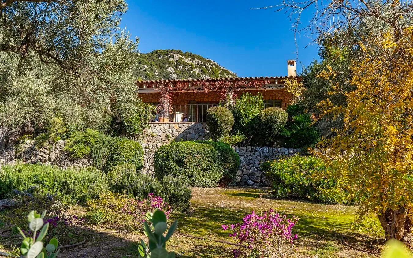 Exterior photo 11