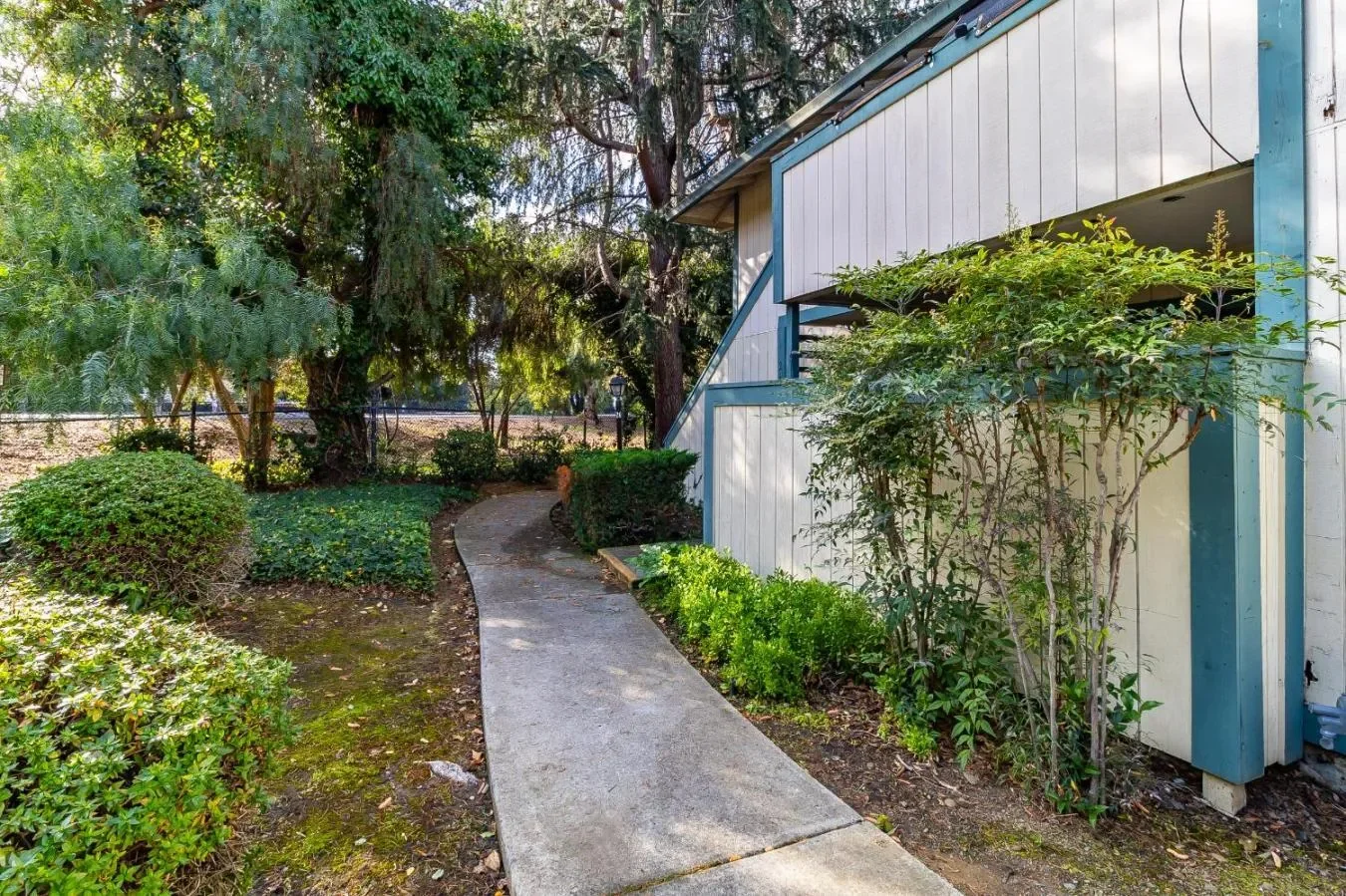 2623 Copa Del Oro Drive, Union City, California, United States. - Photo 2