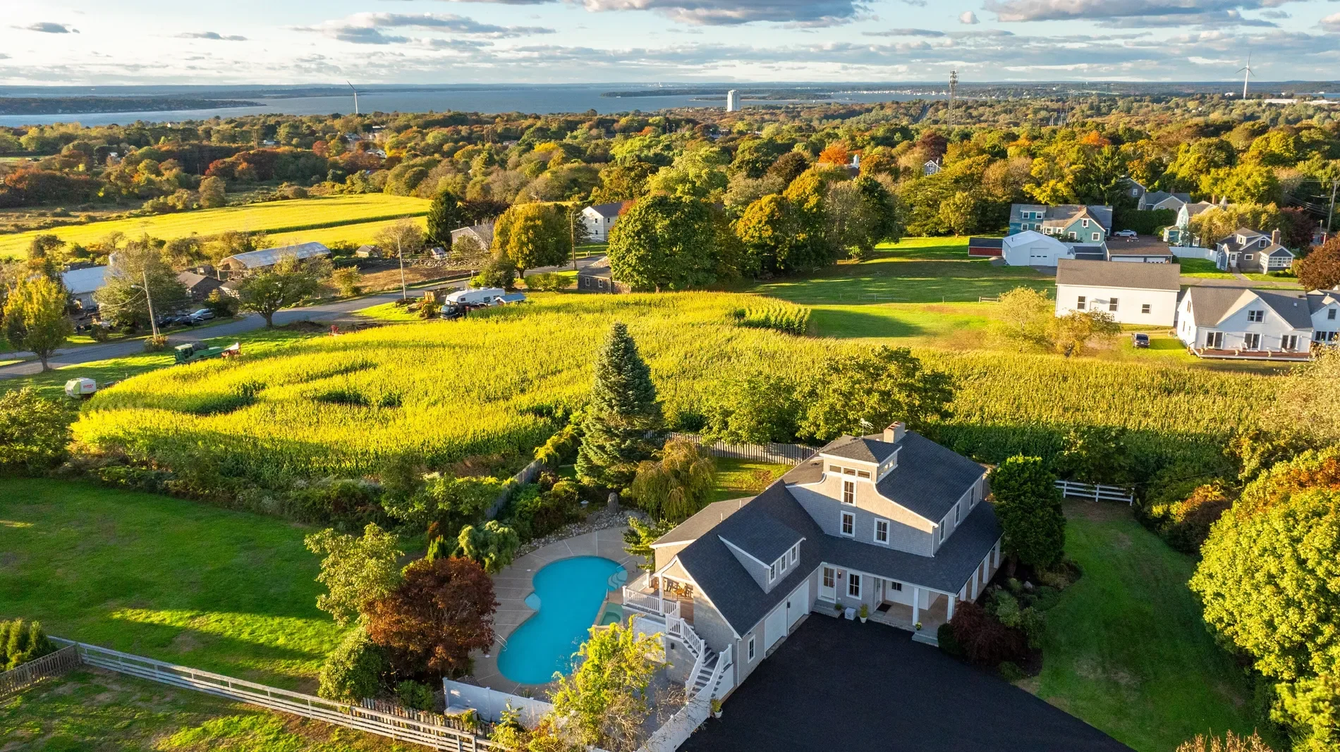 2040 East Main Road, Portsmouth, RI 02871, Portsmouth, Rhode Island, United States. - Hero Image