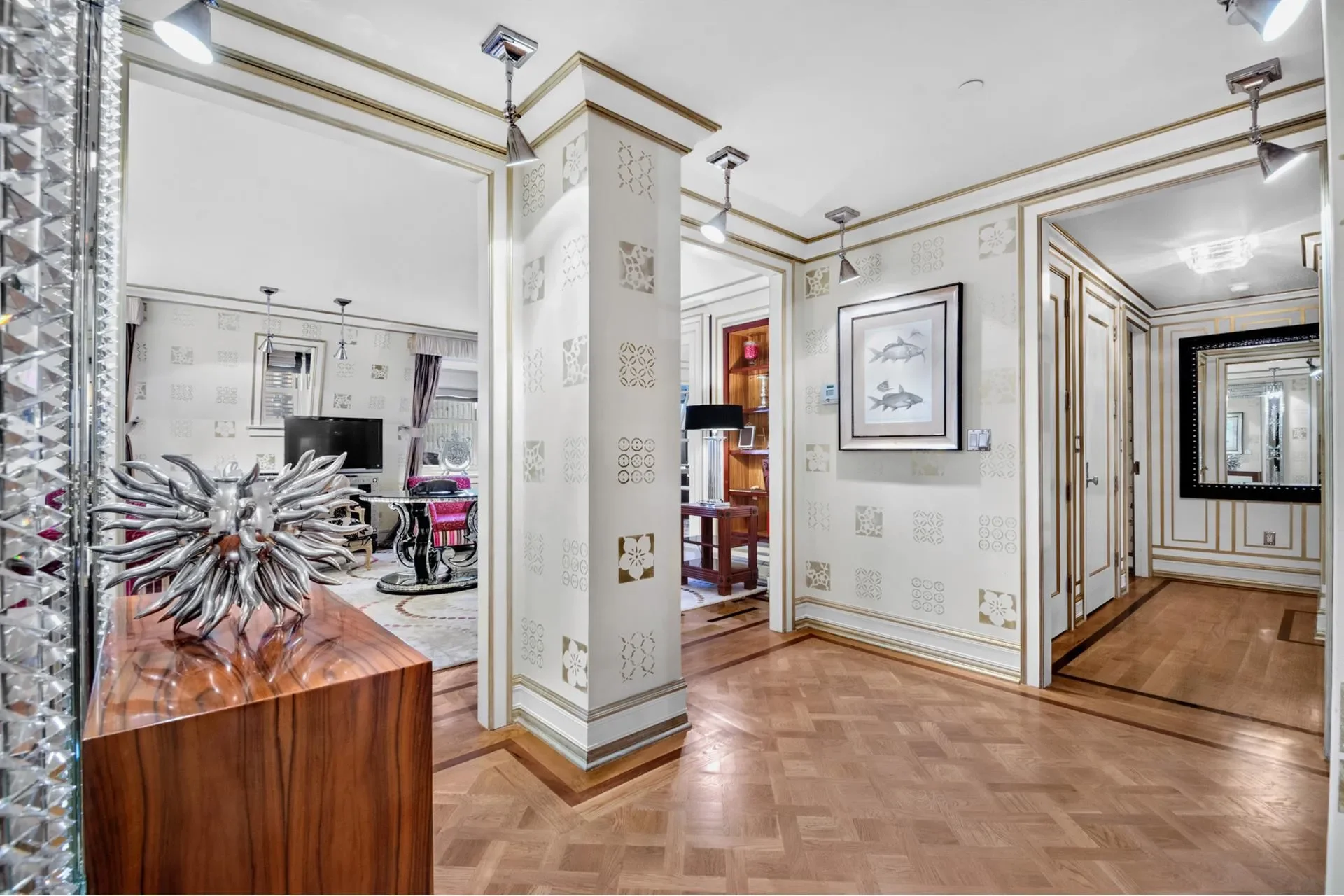 Gallery photo 12