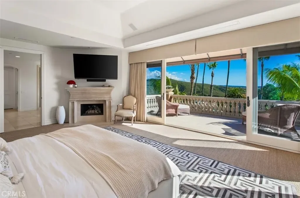 6 Windemere Court, Newport Beach, California, United States. - Photo 28