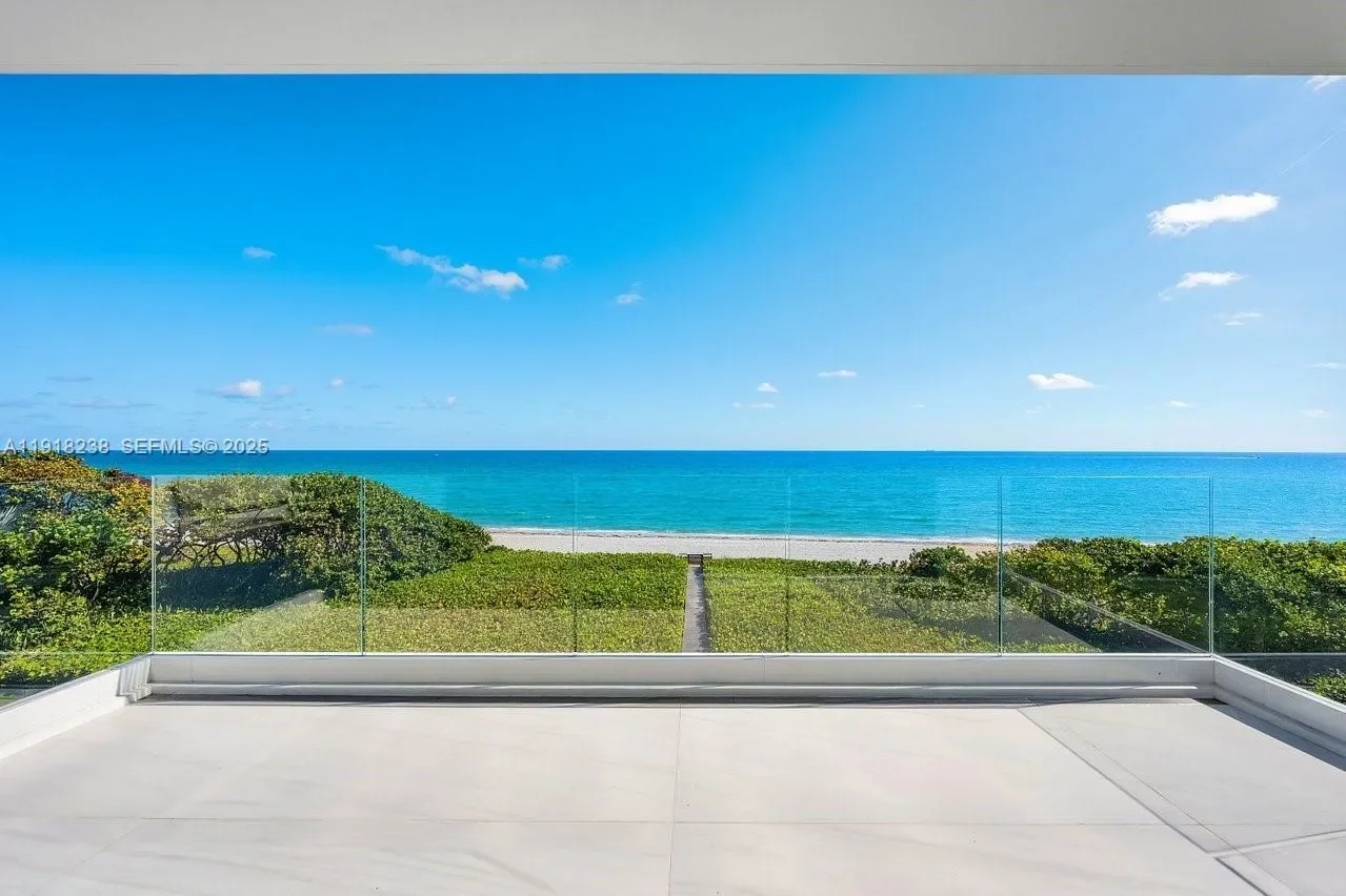 1107 Hillsboro Mile, Hillsboro Beach, Florida, United States. - Photo 47
