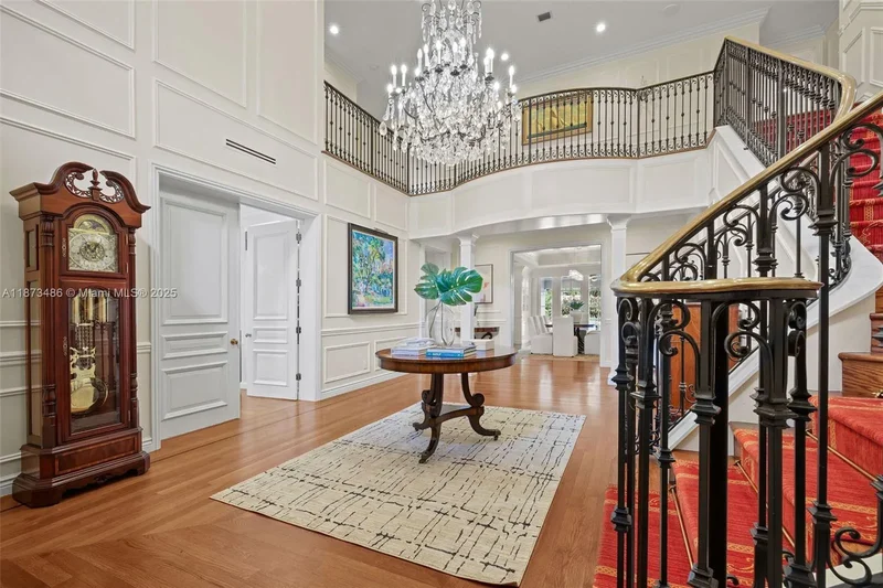 5400 Banyan Trl, Coral Gables, Florida, United States. - Photo 17