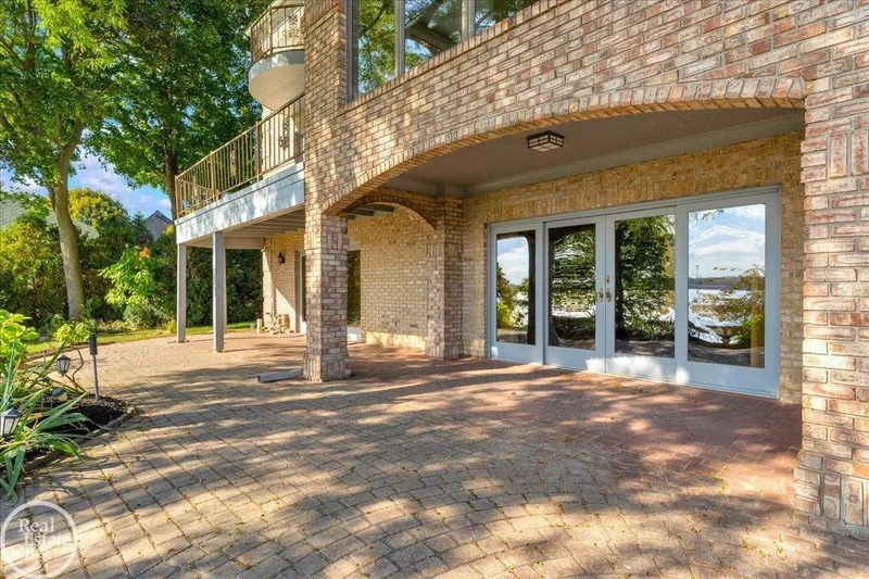 770 N Riverside, Saint Clair, MI, 48079, USA, Saint Clair, Michigan, United States. - Photo 82