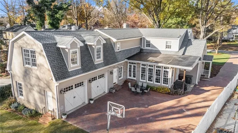124 Beverly Place, Greensboro, NC 27403, Greensboro, North Carolina, United States. - Photo 3