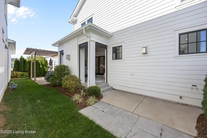 11018 Monkshood Dr, Prospect, KY 40059, Prospect, Kentucky, United States. - Photo 61
