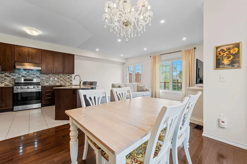 745 Farmstead Dr  21, Milton, ON L9T 8B1, Milton, Ontario, Canada. - Photo 20