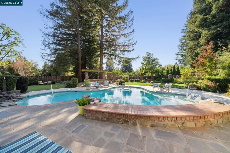 2031 Scarlet Oak Pl, Danville, California, United States. - Photo 30