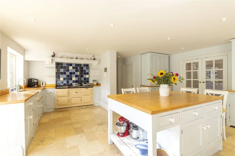 Roundway, Devizes, Wiltshire, Roundway, England, United Kingdom. - Photo 2