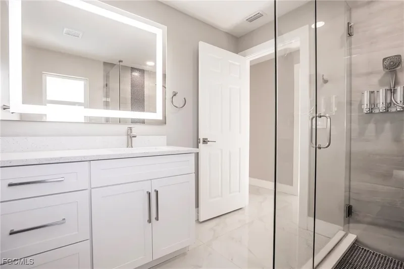 1936 Palaco Grande Parkway, Cape Coral, FL 33904, Cape Coral, Florida, United States. - Photo 34