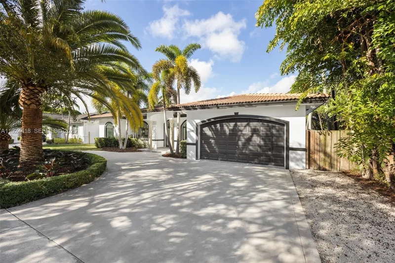 6845 SW 52nd St, Miami, Florida, United States. - Photo 32