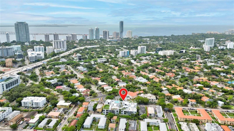 545 SW 11th St 105, Miami, Florida, United States. - Photo 42