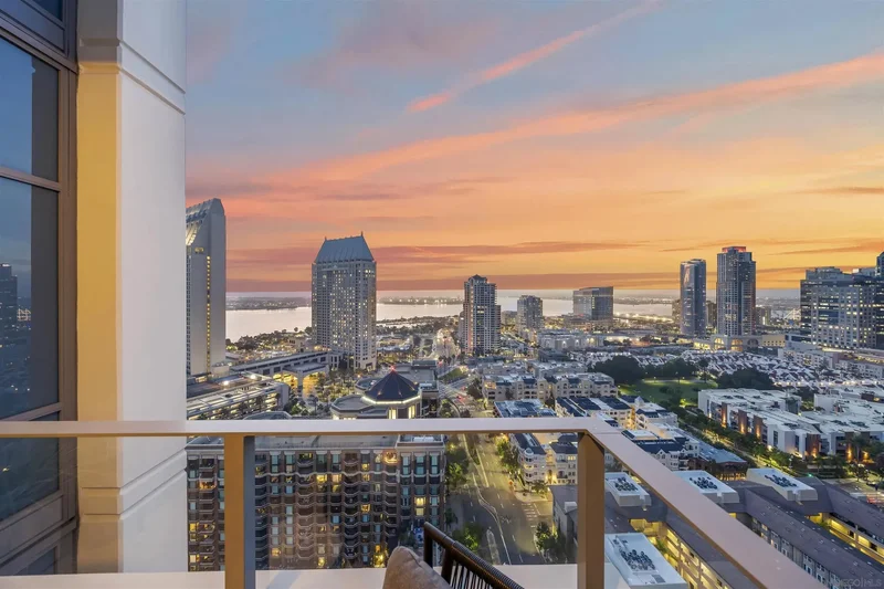 550 Front St 2303, San Diego, California, United States. - Photo 3