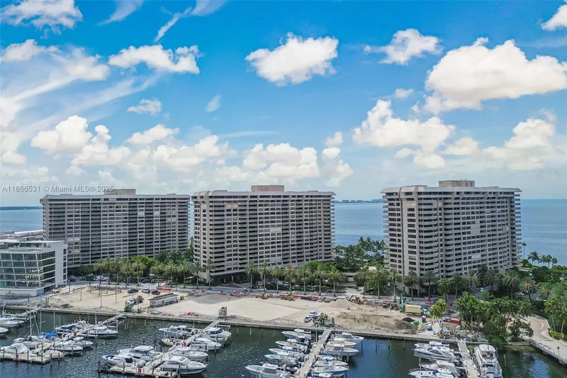 2 Grove Isle Dr B1603, Miami, Florida, United States. - Photo 18