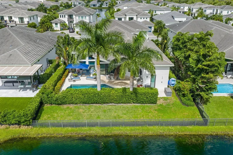 2530 NW 71st Street, Boca Raton, Florida, United States. - Photo 64