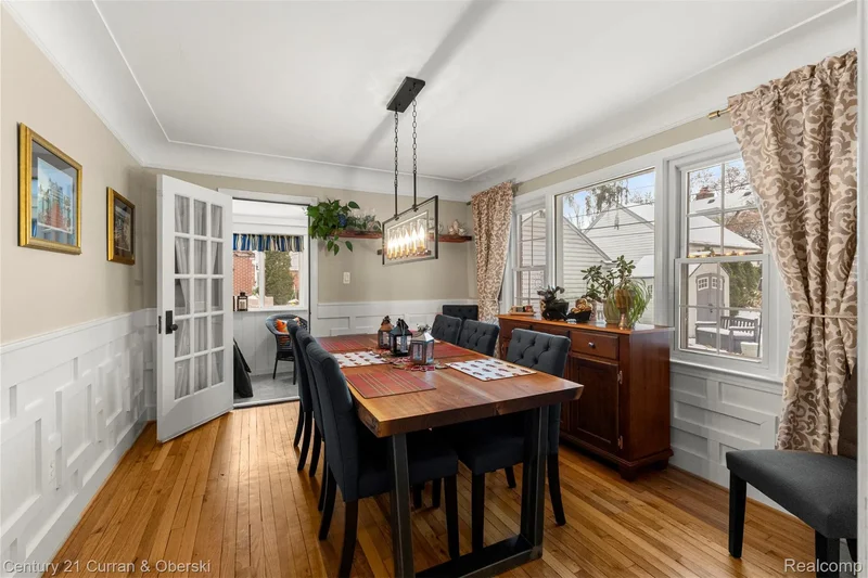 24801 Newton Street, Dearborn, MI 48124, Dearborn, Michigan, United States. - Photo 19