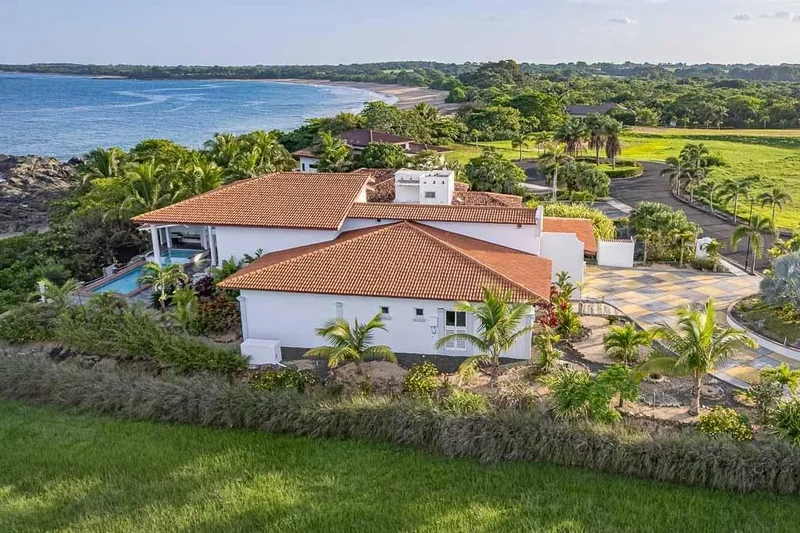 Punta Mala, Panama. - Photo 19