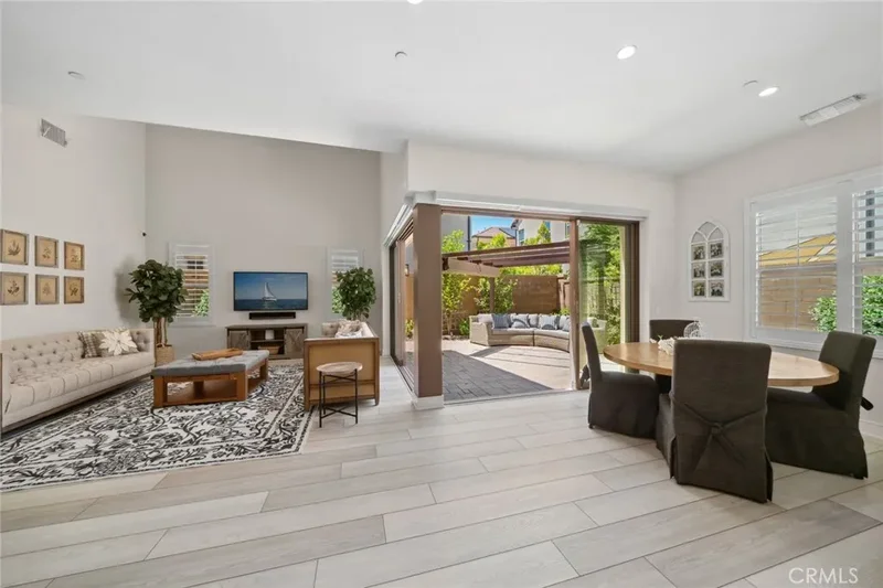 143 Trumpet Flower, Irvine, CA 92618, Irvine, California, United States. - Photo 7