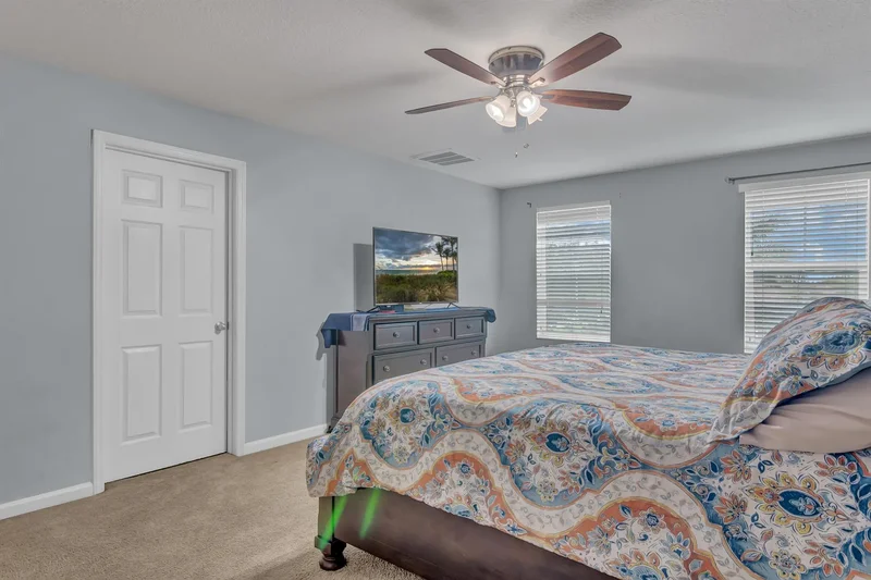 1615 Lexington Square SW, Vero Beach, Florida, United States. - Photo 13