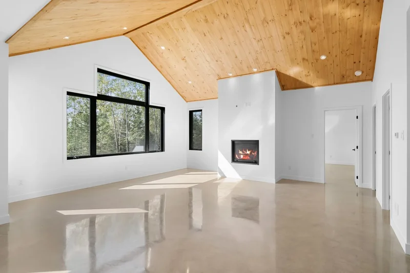305 Allée de la Maisonnée, Mont-Tremblant, Quebec, Canada. - Photo 2