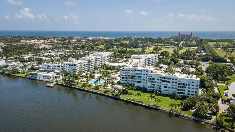 Cocoanut Row, Palm Beach, Florida, United States. - Photo 27