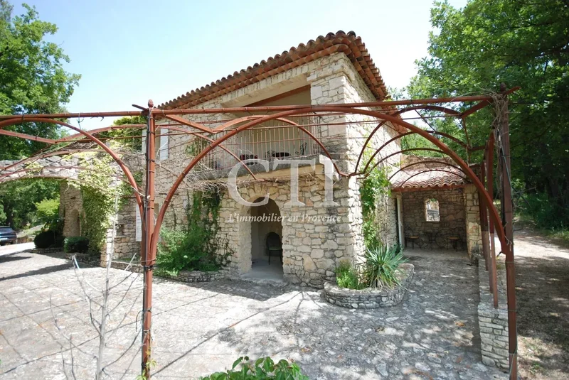 Apt, Provence-Alpes-Côte d'Azur, France. - Photo 8