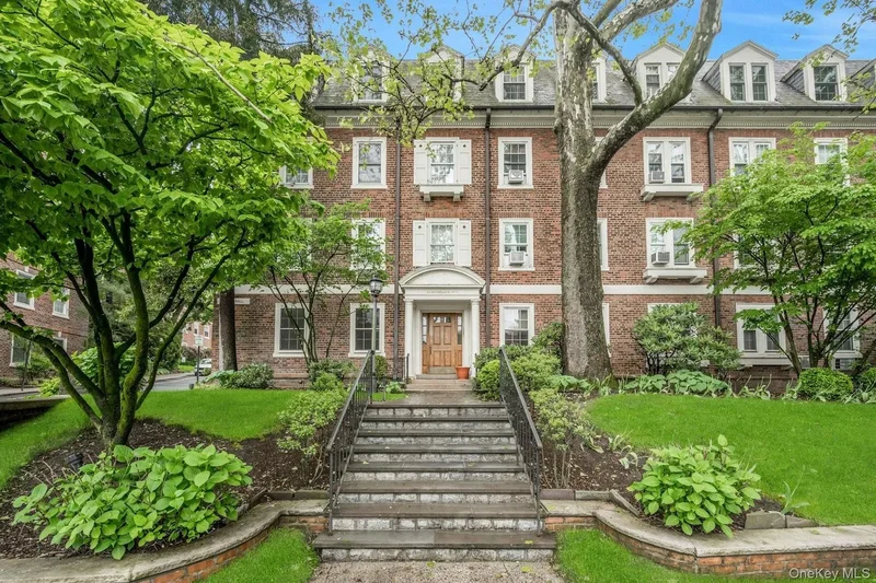 3 Alden Place #1A, Bronxville, New York, United States. - Photo 21