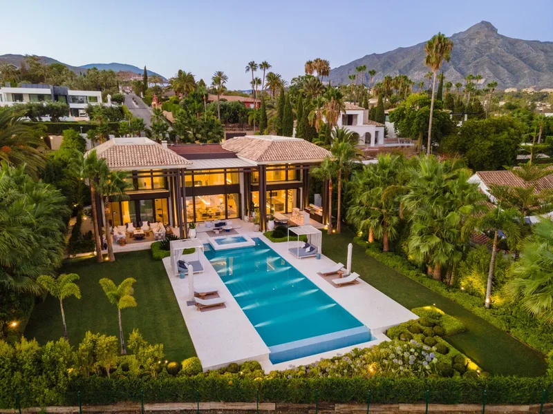 Six-Bedroom Luxury Golf View Villa in Marbella