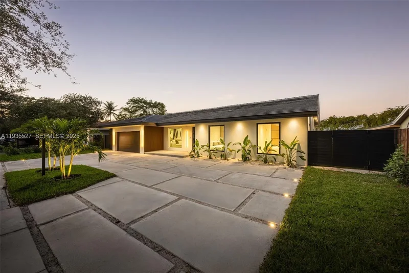 21480 highland lakes blvd #21480, North Miami Beach, Florida, United States. - Photo 19