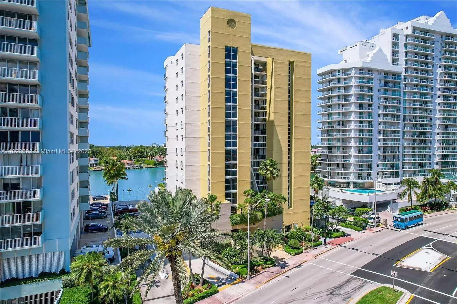 5880 Collins Ave, Miami Beach, Florida, United States. - Photo 12