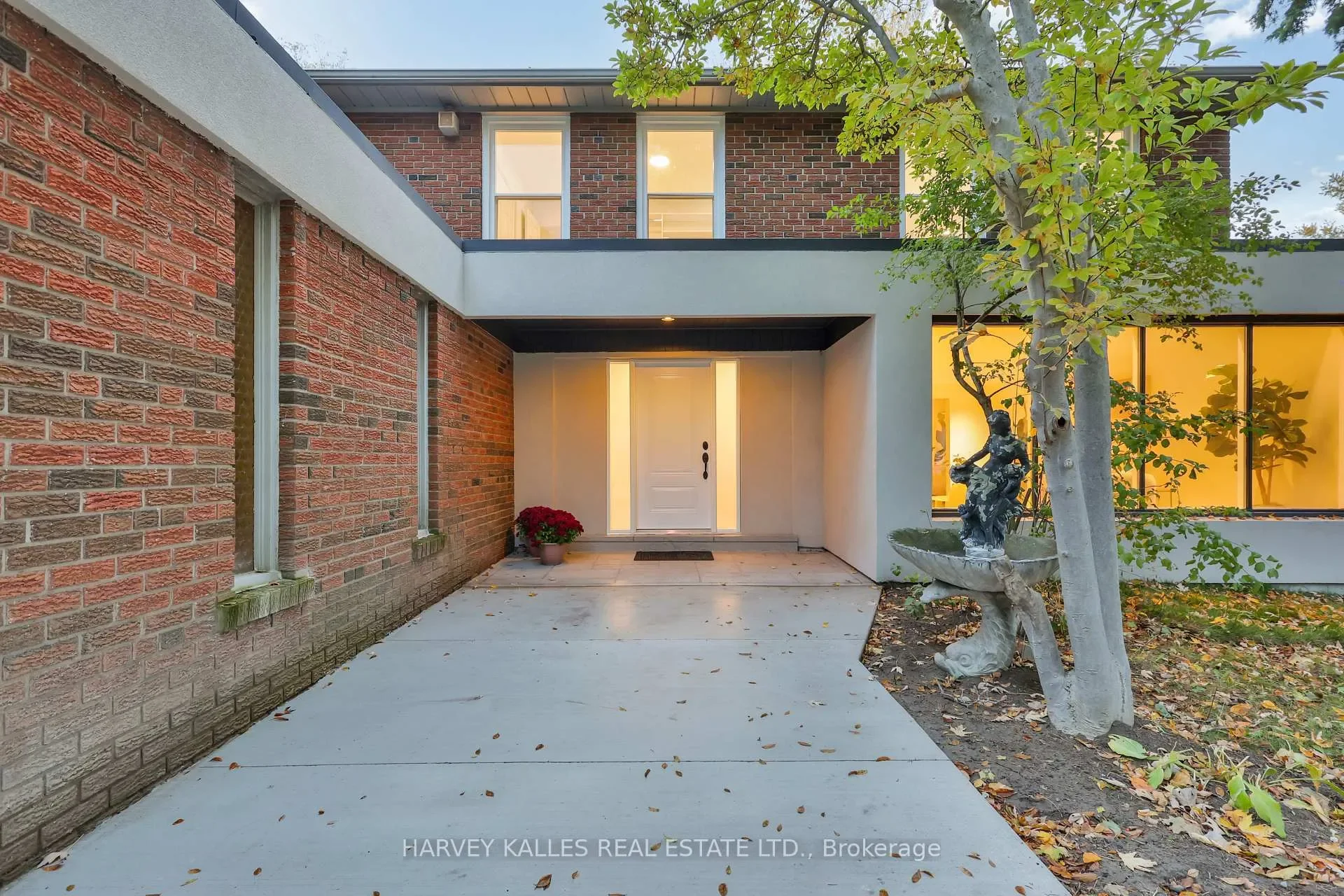 Gallery photo 9