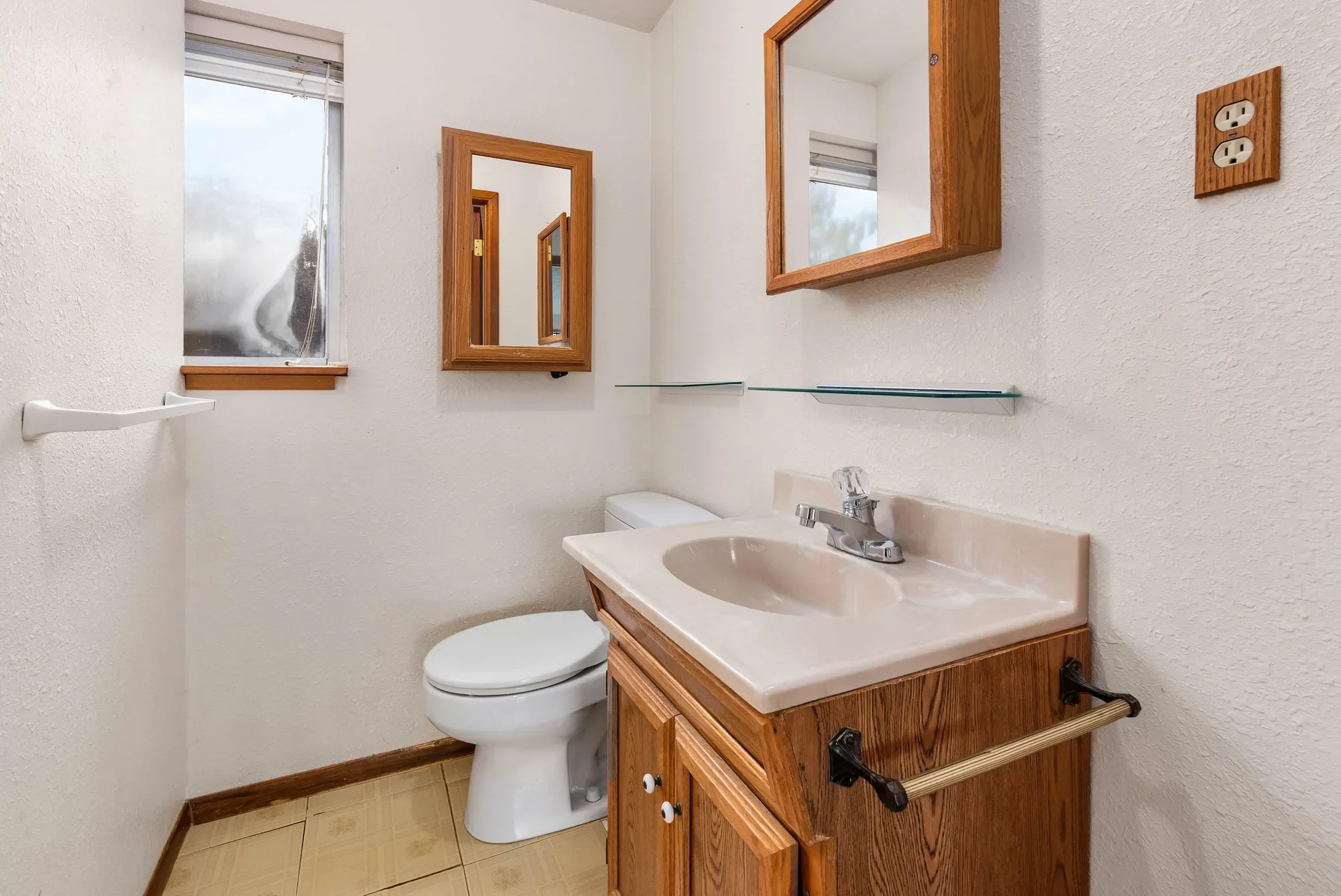 5323 Hyada Blvd NE , Tacoma, WA 98422, Tacoma, Washington, United States. - Photo 10
