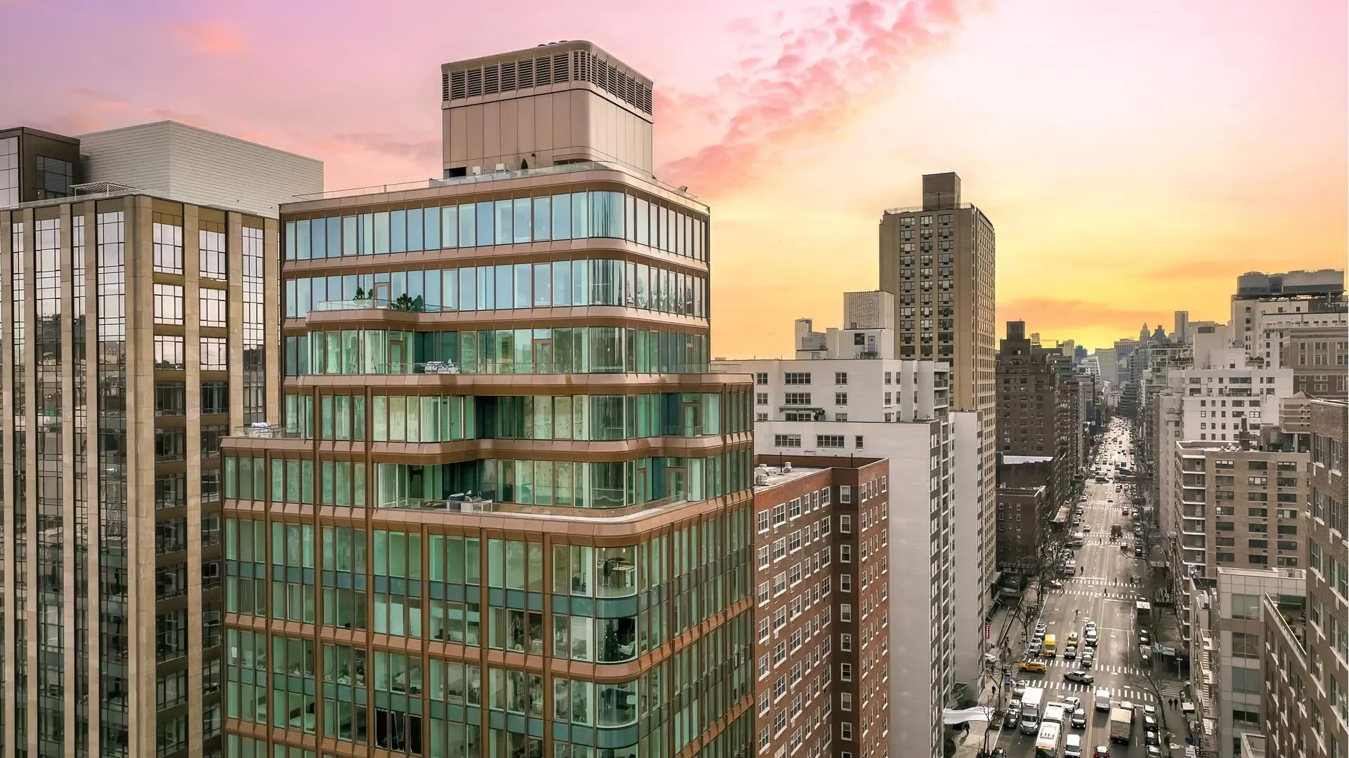 200E20th, 200 E 20TH ST, New York, New York, United States. - Photo 10
