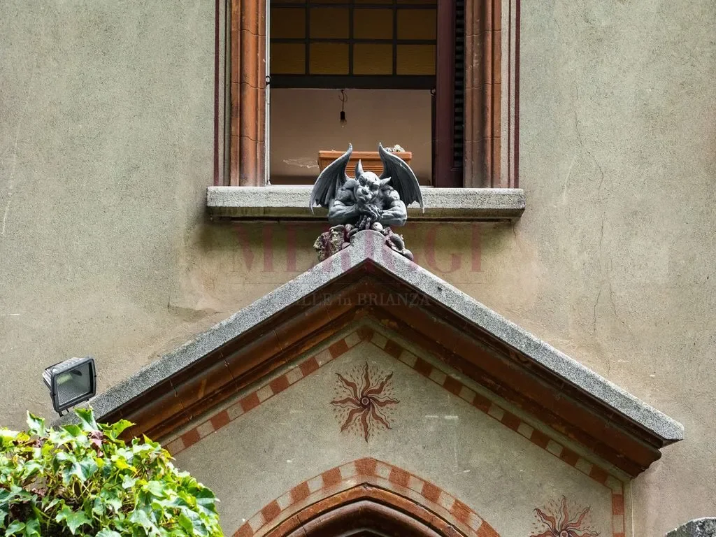 Via Vittorio Veneto, Airuno, Lombardy, Italy. - Photo 2