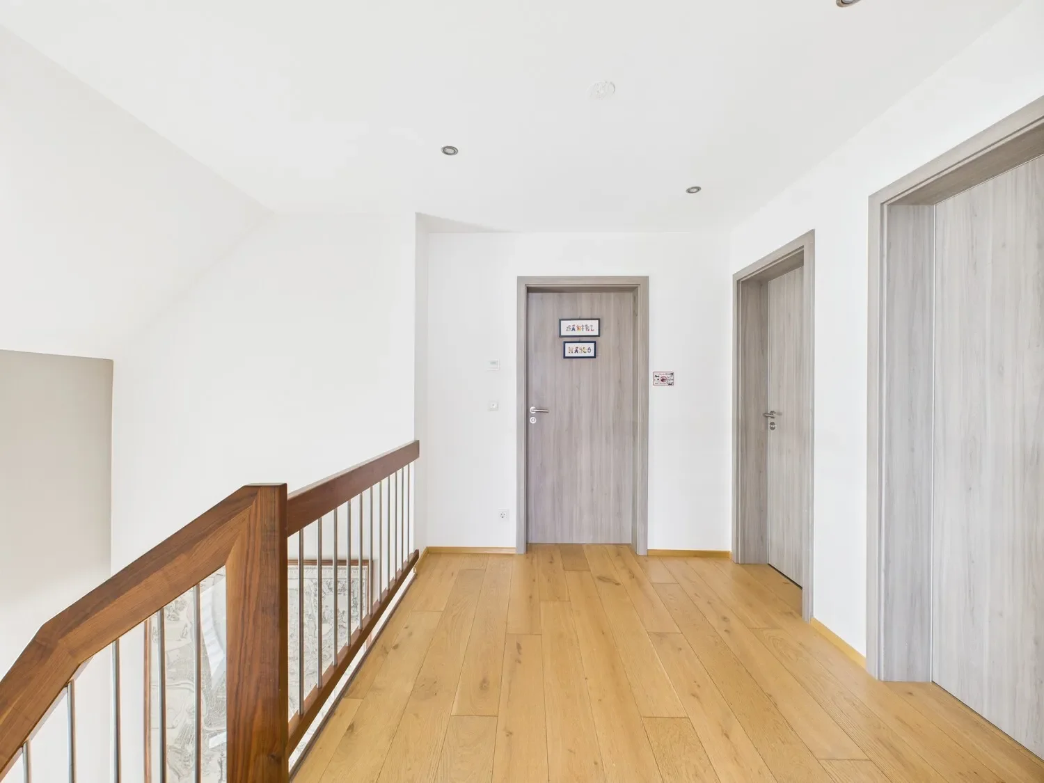 Gallery photo 9
